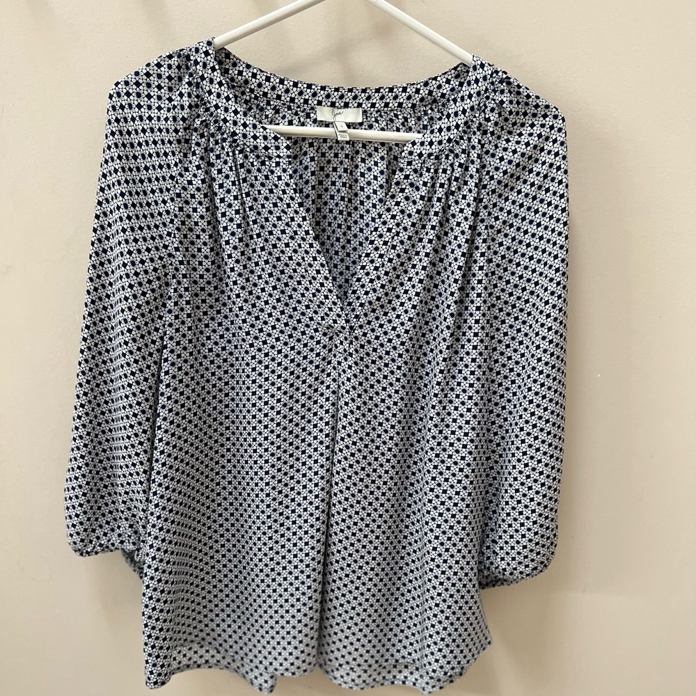 Joie silk navy blue & white v neck 3/4 sleeve blouse size S